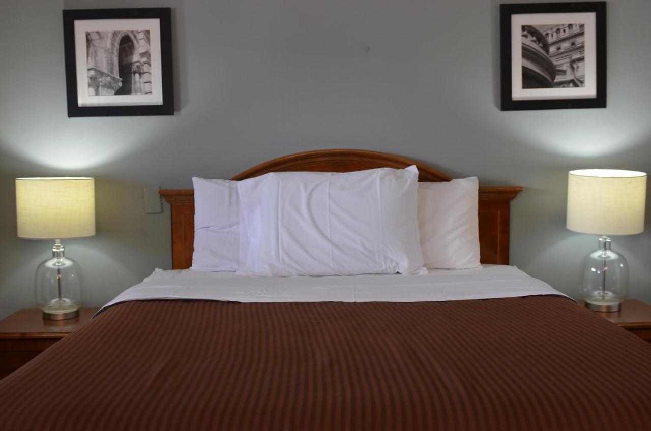 The Oak Motel La Grange Buitenkant foto