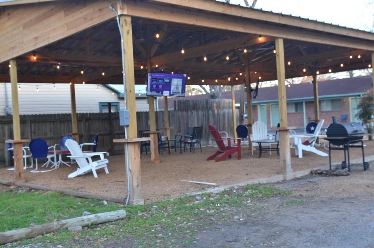 The Oak Motel La Grange Buitenkant foto